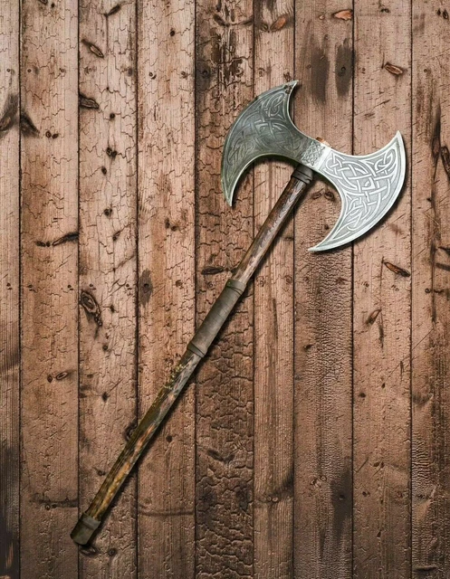 Hacha de batalla de doble cabeza de guerrero medieval de acero de alto...