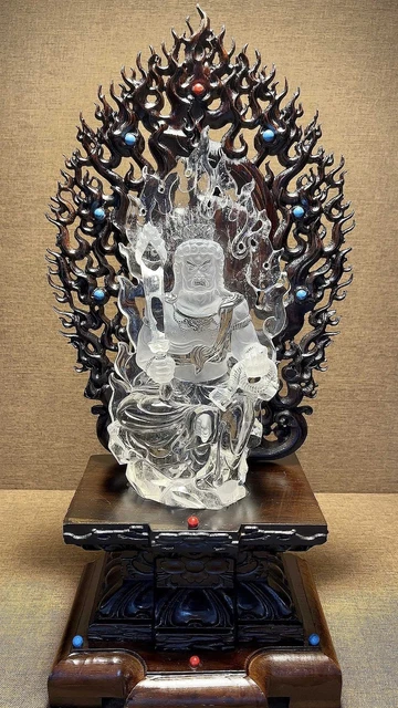 Chinese Exquisite Handmade Buddha Carving Natural Crystal Statue