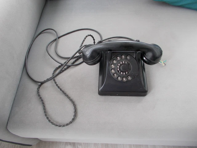 VINTAGE BLACK BAKELITE Rotary Dial Telephone Made In Germany Untested £ ...