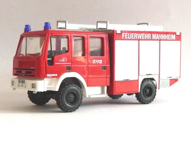 Salento Railroad Rail Model Shop - Rietze 60695 Truck IVECO Magirus 16/25 Italian Fire Brigade 1:87 H0 - Foto 12
