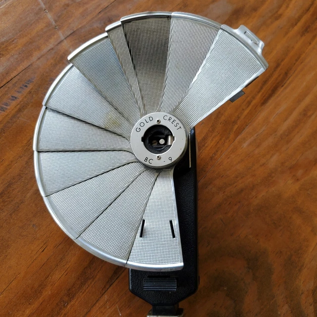 Vintage Gold Crest Camera Fan Flash Gun Model BC-9 Black Silver- UNTESTED