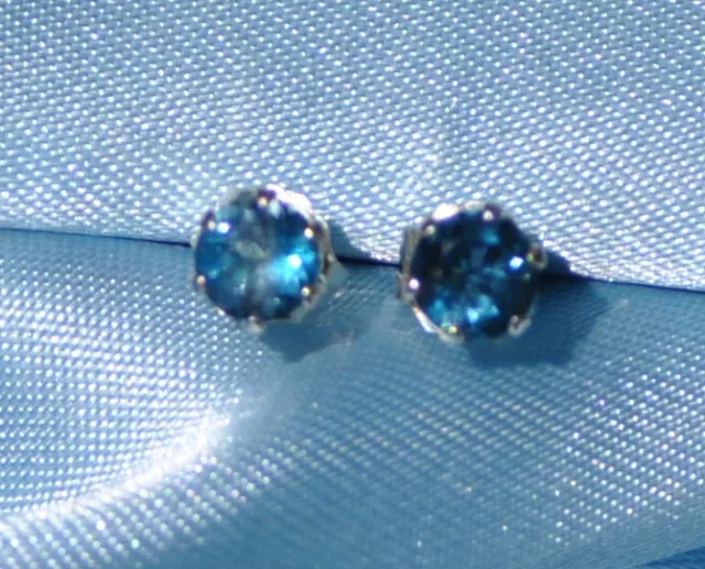 LONDON BLUE TOPAZ 4mm ROUND STONES .925 STERLING SILVER STUDS