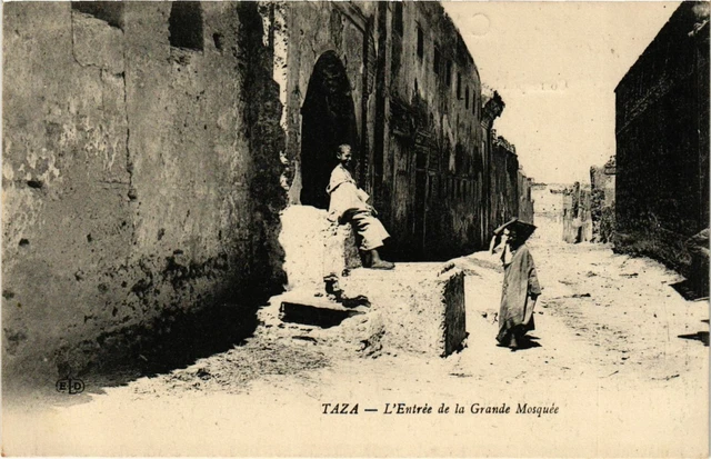 CPA AK Taza - L'Entree de la Grande Mosquee MAROC (963953)