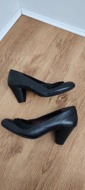 Clarks cushion soft ladies shoes deals