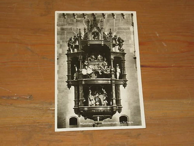 AK München, Glockenspiel am Rathaus