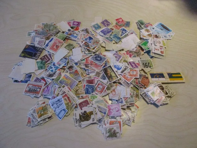 (Lot 52) ca. 1690 verschiedene Briefmarken Alle Welt gestempelt  87 g papierfrei