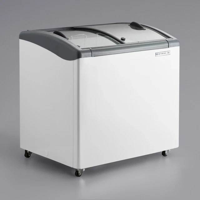 Beverage-Air 34" Curved Lid Novelty Display Freezer
