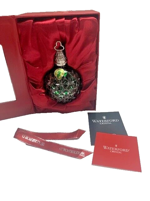 WATERFORD Xmas 2014 EMERALD GREEN CASED GLASS Crystal Ball Ornament BOX 164579