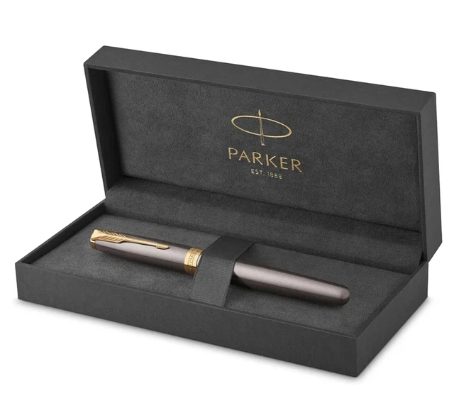 MCNTEIK Penna Stilografica Foresta Nera Opaca Con Scanalature, Pennino Placcato Oro 18K Fine, Set Regalo Di Lusso Con Convertitore E Cartucce, Per Uomo E Donna - 3