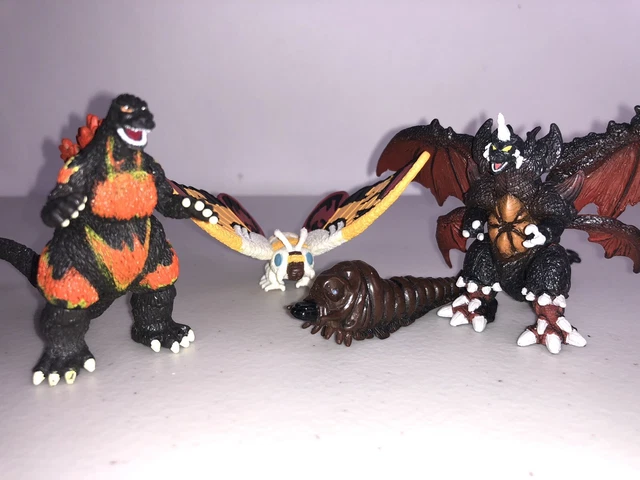 Bandai 2002 Godzilla Pack of Destruction Figures Destroyah Mothra Larva 4pcs