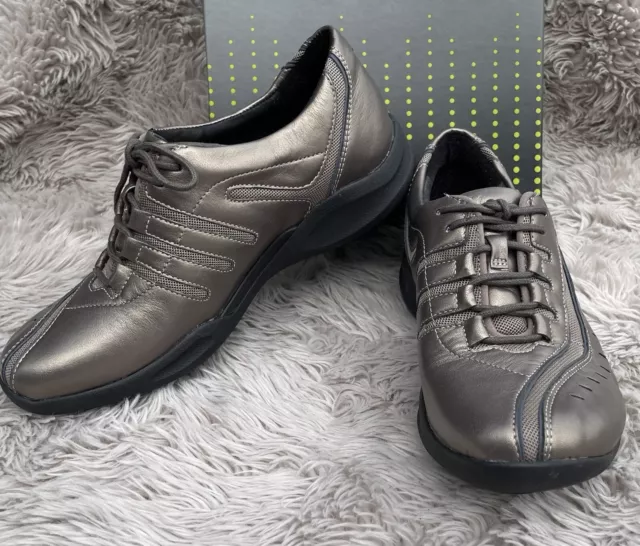 Clarks Wave Technology Women's 6-1/2M Wave Wheel Pewter Lace Up Shoes