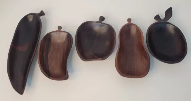 Set of 5 Beautifully Carved Vintage Wooden Decorative/ Appetizer Bowls