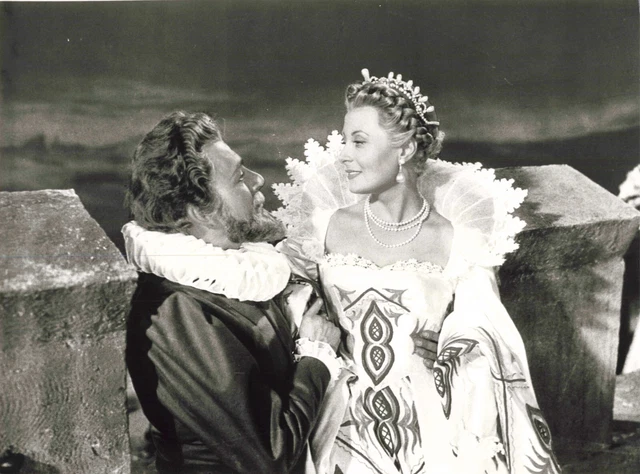 Lot 20 Photos De Tournage – Les Amants De Demain – Édith Piaf, Michel Auclair