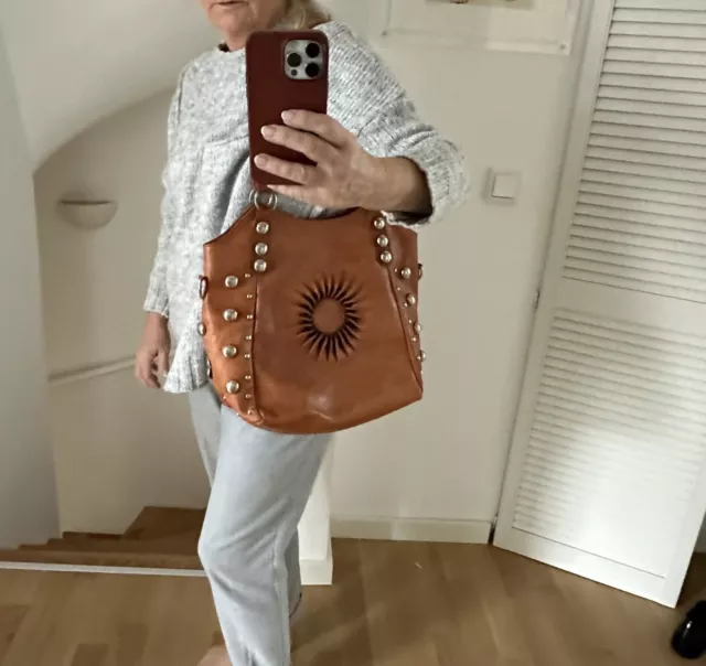 Ledertasche Damen Nieten Ibiza Stil