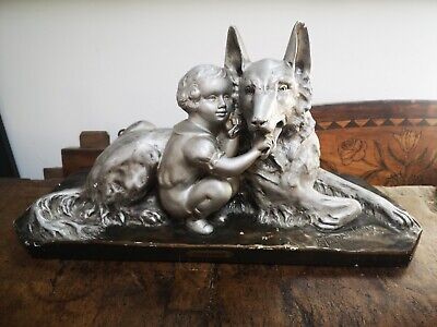 SCULPTURE  ANNEES 50 CHIEN DE BERGER PLATRE OREILLE A RESTAURER LONG 46CM 