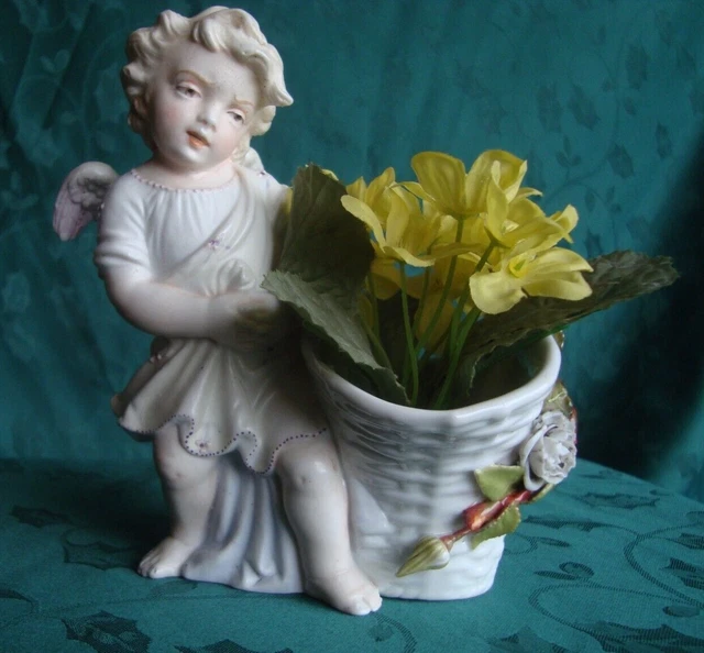 Superbe Angelot Porte-Fleurs Biscuit Porcelaine