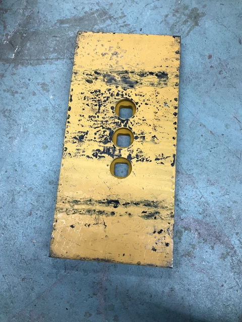 (QTY 1) John Deere Dura-Max T167829 Bucket Cutting Edge End *FREE SHIPPING**