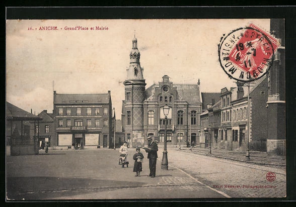 CPA Aniche, Grand´Place et Mairie 1911