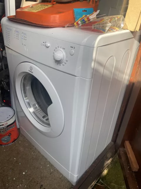 indesit Vented tumble dryer Idv75 Spares Or Repair  Needs Belt Replacement  ??