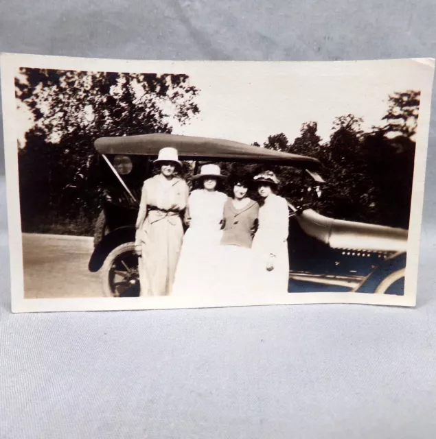 Lot of 6 Old Photos of People Posing with 1920s Cars Model T Men Ladies Boys b/w 3