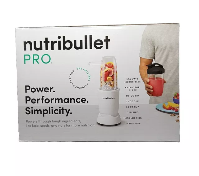 Featuring 900 watts of power, the NutriBullet 900's extractor