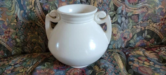 1930's Roseville Pottery Art Deco Ivory Matte Glaze Urn Vase Carnelian Shape