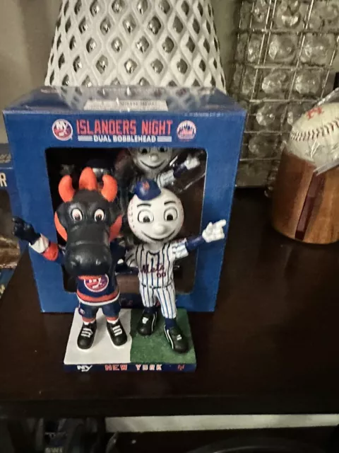 New York Islanders Sparky the Dragon Mascot Bobblehead - Collectible  Bobbleheads by Kollectico