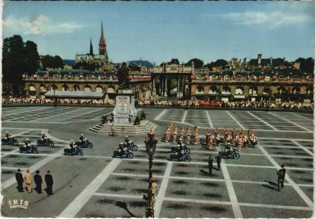 CPM NANCY Place d'Armes Place Stanislas (24772)