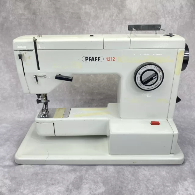 PFAFF 1212 Sewing Machine Made in Germany 115 V, 80 W PARTS OR REPAIR