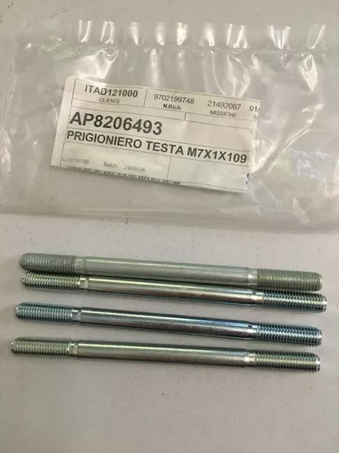 Ap8206493 Kit 4 Pz . Prigioniero Testa Cilindro M7X1X109  Scooter Aprilia 50