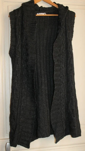GILET SANS MANCHE gris 40 grosse maille avec capuche neuf C&A EUR