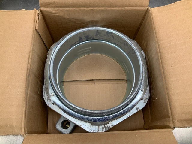 O-Z/Gedney 4Q500L Straight Liquidtight Connector Ground 5"