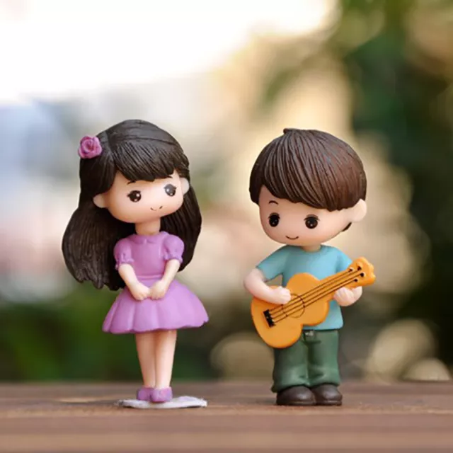 2pcs Creative Miniature Ornaments Boy Girl Guitar Sweety Lovers Couple Figur SN❤