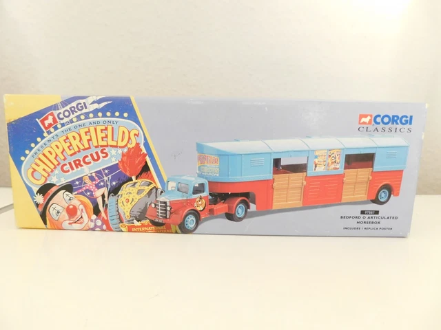 CORGI CLASSICS 97887 / Bedford O Articuled Horsebox / Chipperfields