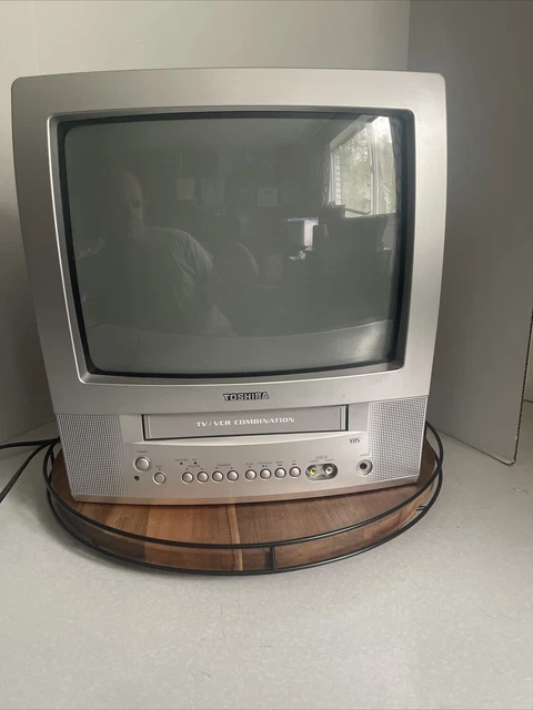 Toshiba 13” CRT Tube TV & VCR VHS Combo with front A/V Input Retro Gaming MV13P2