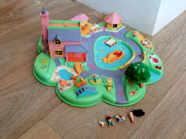 Vintage Polly Pocket Dream World 1991 + 5 figures