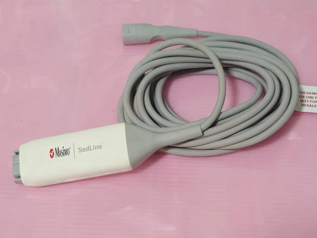 ニューバランス 靴　28.5cm Cavi e fili, Accessori dispositivi medici, Strumenti medici e di
