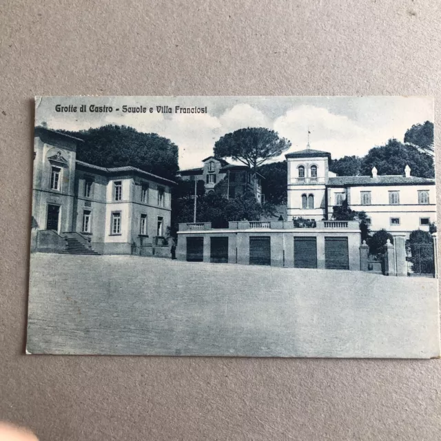 A) Cartolina formato piccolo Grotte di Castro Viterbo scuole 1941 azzurro