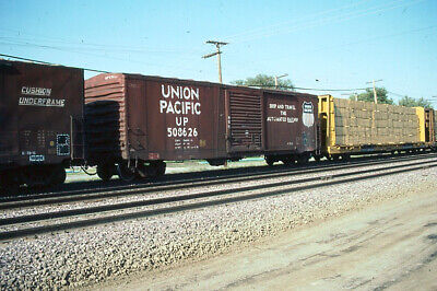 Railroad Slide - Union Pacific #508626 Box Car 1988 Elmhurst Illinois Freight 2