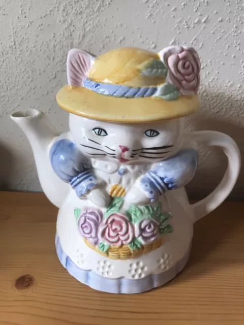 Vintage Ceramic  Cat Ceramic Teapot