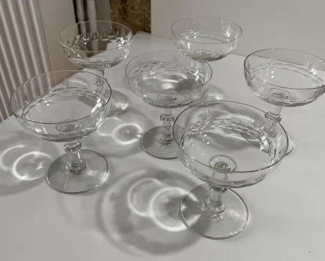 6 anciennes coupes champagne cristal Ou verre Ciselé A Facettes Et Palmettes