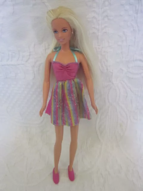 Petite soeur store de barbie