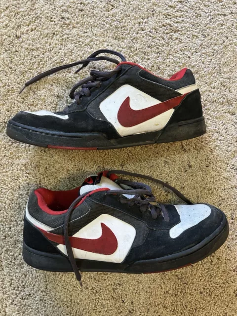 Nike skeet skate shoes deals