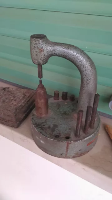 Strumento ottico vintage anni 50/60 piccola mola o altro