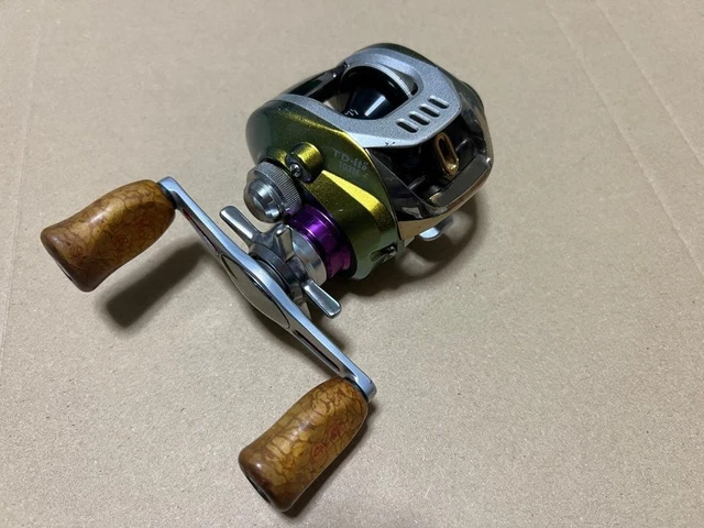 MEGABASS DAIWA TD-ITO 103M 5.8:1 Gear Right BaitCasting Reel From