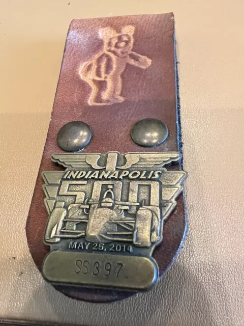 2014 Indianapolis 500 Ryan Hunter-Real Indy 500 Race Win Bronze Pit Badge Pin