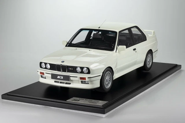 Bmw M3 (E30) M3 Alpine White 1986 1/8 - Limited Edition