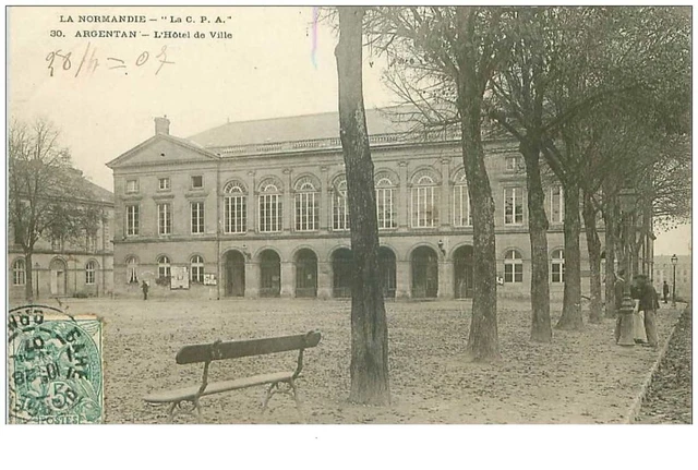 61 . n°37888 . argentan . l hotel de ville
