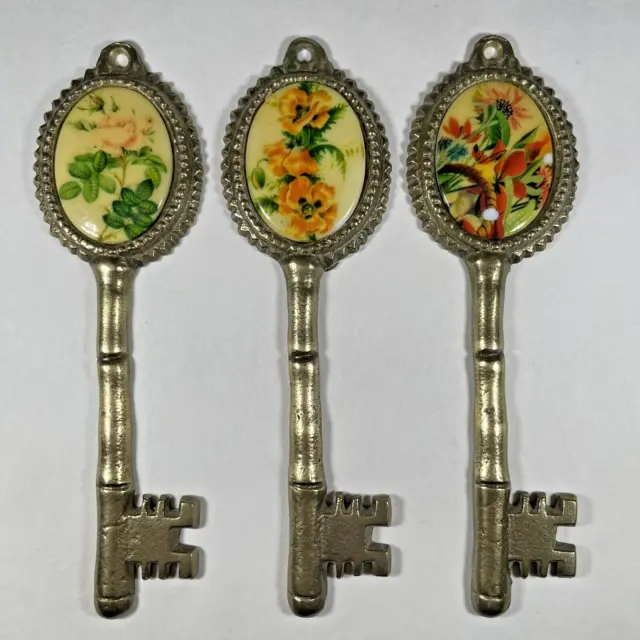 Corona Decor Co Solid Brass Tapestry Skeleton Key Weights Lot of 3 AS IS