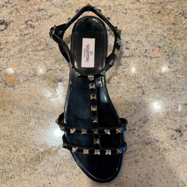 One Right Sandal - Valentino Garavani Rockstud Women's Size EU 39 Black Flat